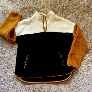 Color block pullover
